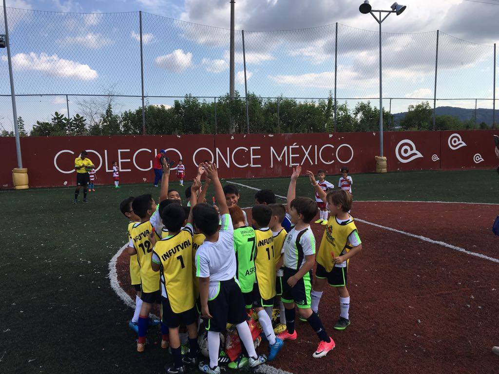 Iniciando las ligas de deportivas con triunfos